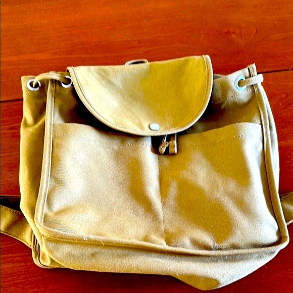 BAGGU Handbags - Baggu Dark Khaki Tan Canvas Backpack